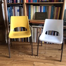 H. Brunswick, Paire De Chaises D’école / Enfants 