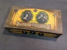 Ancienne boite en fer blanc déco prince Orange Nassau Pays bas 1913