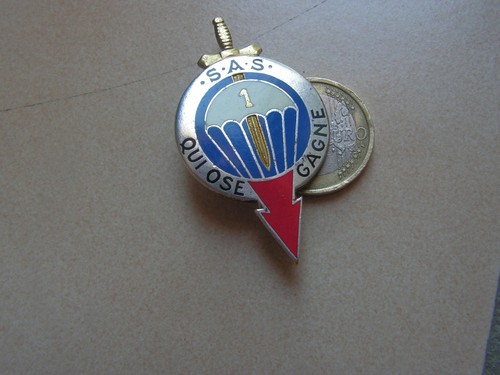 Insigne 1er régiment - insigne,