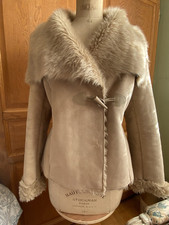 Veste Caroll effet daim taille