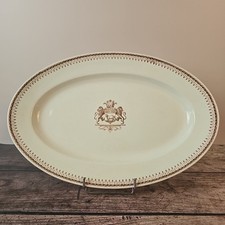 Plat Ovale Décor Ogives De