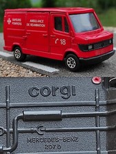CORGI 1/43 Fourgon Mercedes