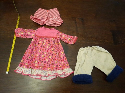 Lot vêtements poupée - lot,