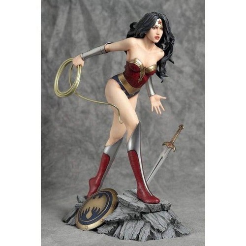 Wonder woman luis royo - wonder,