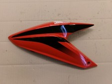 Flanc de carénage gauche pour