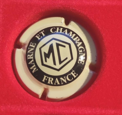 Capsule plaque muselet - /,