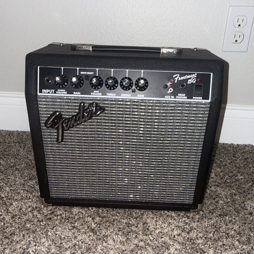 Fender frontman 15g - frontman, solid