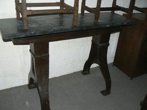 Ancienne console fonte - ancienne, design