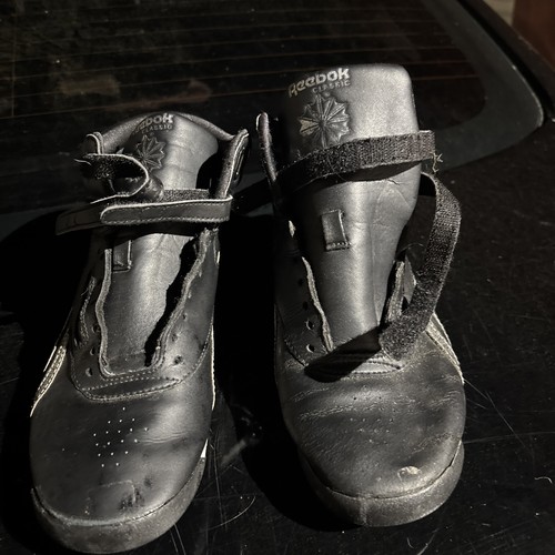 Size reebok freestyle - 8.5,