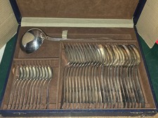 MENAGERE 36 PIECES METAL  ARGENTE -  84 GRS