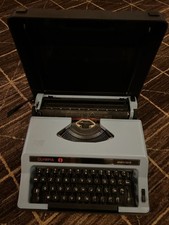 Machine à Écrire Olympia