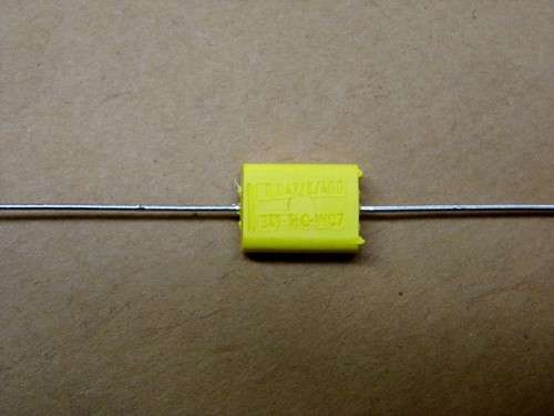 Condensateurs film axial - 10,