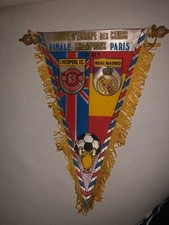 FANION COUPE D'EUROPE DES CLUBS CHAMPIONS LIVERPOOL REAL MADRID 1980