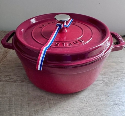 Staub cast iron - iron, dutch