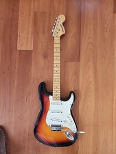 Vintage FENDER Starcaster
