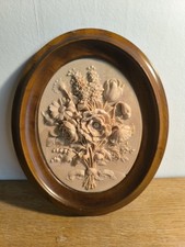 Cadre , sculpture haut relief