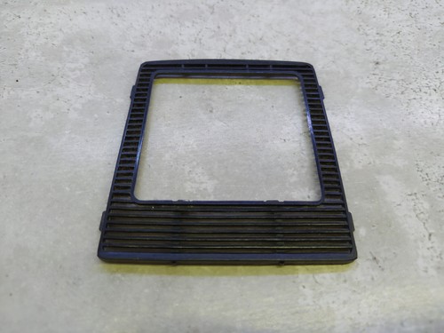 Grille capot moteur - 1/18,