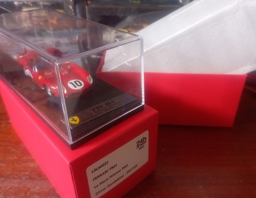 Rare looksmart ferrari - rare,