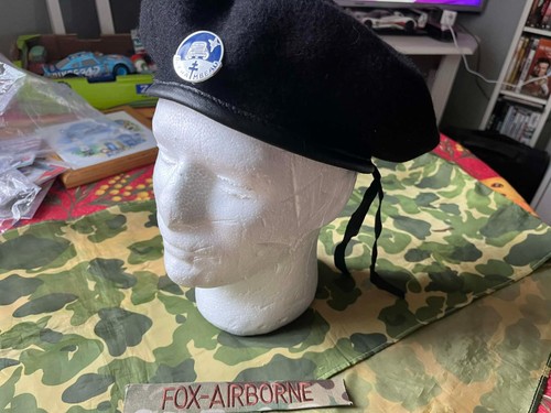 Réplique béret noir - , +