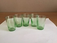 5 ANCIENS PETITS VERRES A