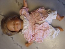 POUPEE COROLLE 1998 YEUX DORMEURS AVEC TENUE COROLLE CILS INTACTS  30/32cm TBE