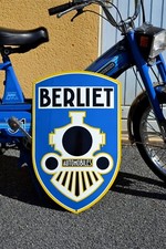 Plaque émaillée BERLIET automobiles 65*42 cm enamel sign email emailschild