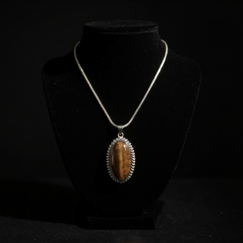 Collier pendentif ovale - , 55