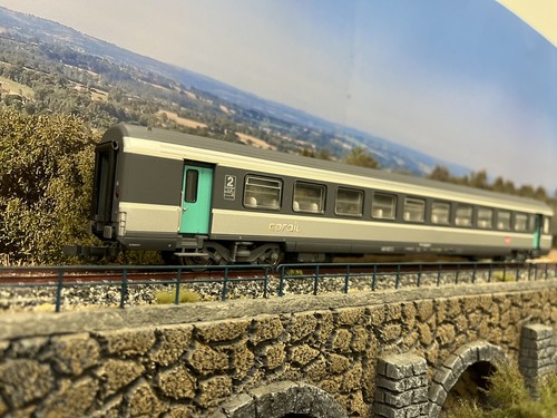 Voiture corail plus - , piko