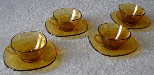 Service tasses café et - service,