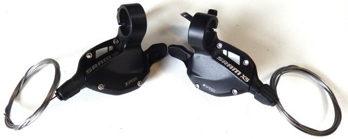 Paire manettes sram - manettes,