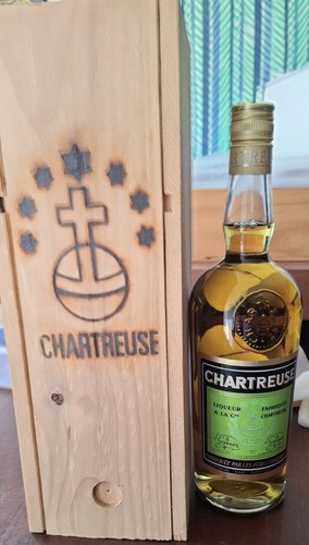 Chartreuse verte tarragone - verte,