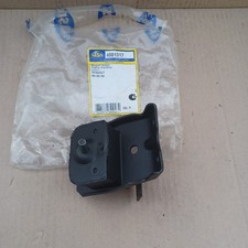 Support moteur droit