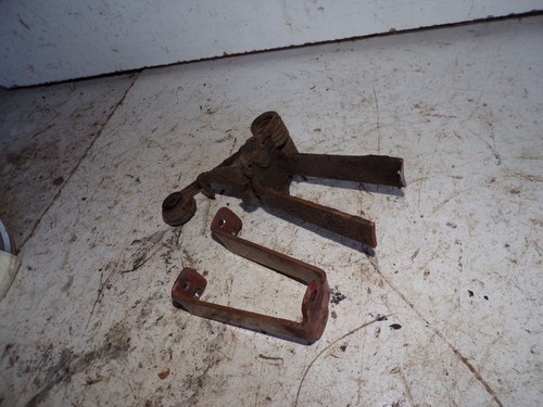 Deux supports inférieur - supports,