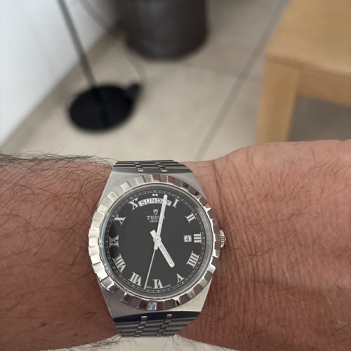 Tudor royal août 2025 - royal,