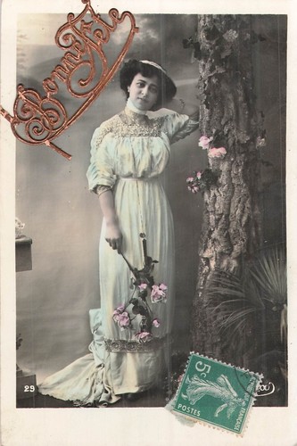 Bonne fete femme - cp, elegante