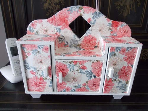 Buffet meuble poupées - meuble,