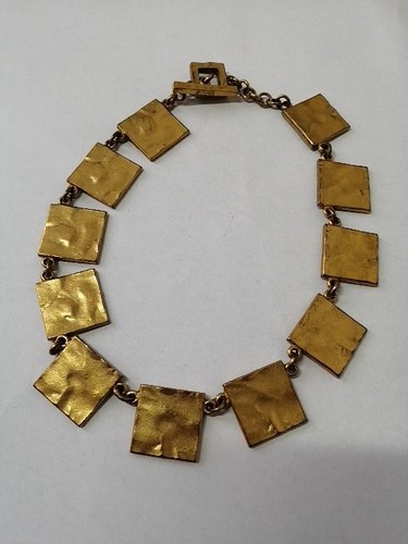 Collier doré biche bere - biche, de