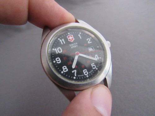 Swiss army victorinox 100m - victorinox,