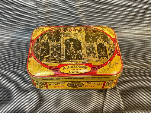 Ancienne boite macarons - ancienne, de