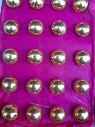 Lot boutons militaires - boutons,