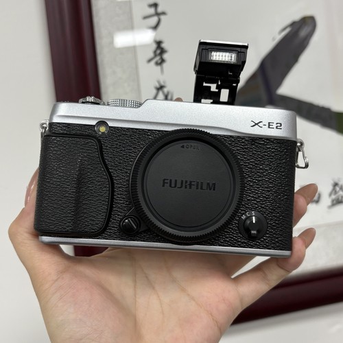Fujifilm series e2 xe2 - x,