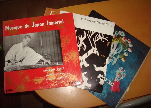 Lot 33t cm musique - 25,