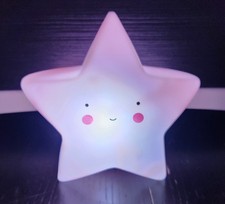 Veilleuse LED Étoile – Rose – Lampe Nuit Bébé Enfant – Pile Incluse – Douce
