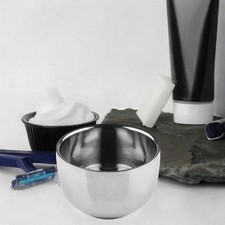 Tasse de rasage du salon de