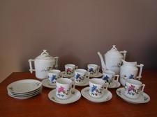 Service à café en porcelaine
