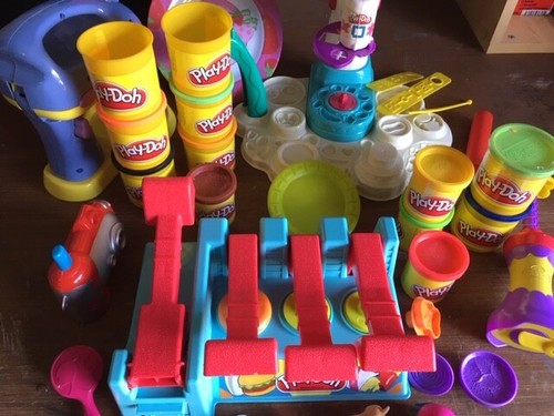 Play doh avec pots - play,