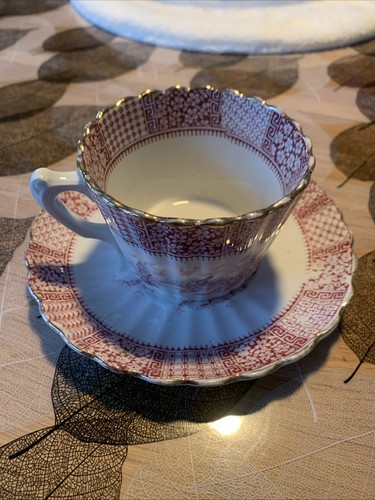Tasse sous faience - et,