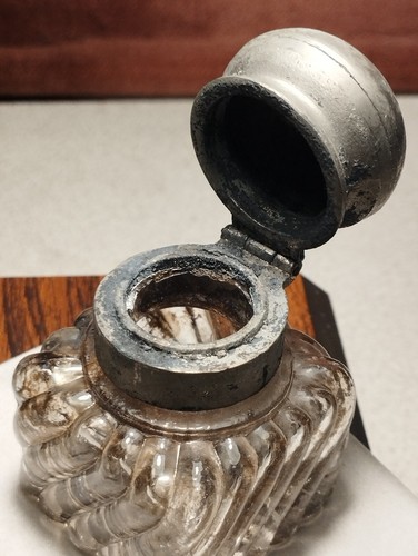Encrier ancien verre côtes - ancien, en