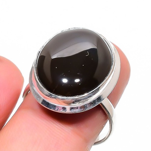 Bague pierre précieuse forme