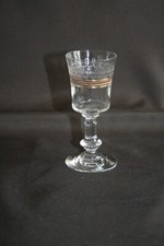Verre à liqueur ancien à Pied gravé et doré